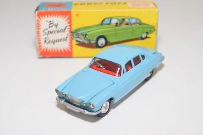 J CORGI TOYS 238 JAGUAR MARK X LIGHT BLUE QUASI NUOVO IN SCATOLA - Immagine 1 di 4