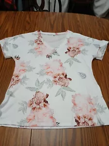 Women's V Neck T Shirts Casual Rolled Short Sleeve New - Picture 1 of 8