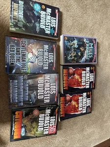 Lois McMaster Bujold Lot 7 Romane Miles Vorkosigan 3 Hardcover - Bild 1 von 11
