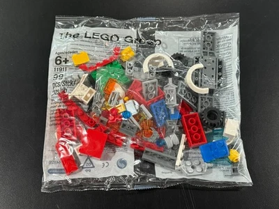 LEGO 11911 - Sealed - Rare - Retired Poly Bag CITY Firetruck & Minifigure - Image 1 of 2