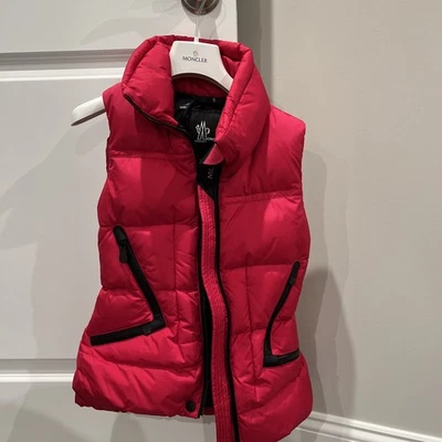 Moncler Aria Gilet - Image 1 of 4