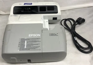 Epson 455Wi-Projector - 600 - 1200 Hours Used 60%-80% LAMP LIFE REMAINING!! - Picture 1 of 4