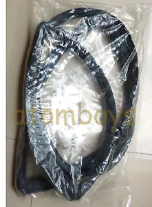 FOR Mitsubishi Galant Dodge Colt 16L A53 COUPE REAR windscreen Windshield RUBBER - Picture 1 of 5