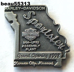 ⭐HARLEY DAVIDSON SPORTSTER ASSEMBLY PLANT 1998 OPEN HOUSE KANSAS CITY VEST PIN - Picture 1 of 1