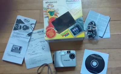 Polaroid PhotoMAX Fun Flash 640 Digital Camera Creative Kit 1999 - Image 1 of 2