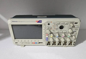TEKTRONIX MSO 2014 MIXED SIGNAL OSCILLOSCOPE 16 CH MSO 100 MHz 1 GS/s - Picture 1 of 7