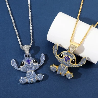 Collana Stitch Disney - Ciondolo Hip Hop Kawaii con Strass, Gioiello Unisex - Immagine 1 di 4