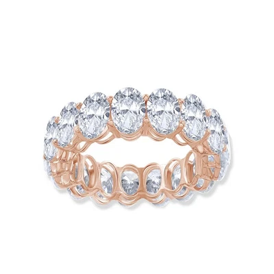Anillo de compromiso de eternidad completa de diamantes de corte ovalado de 5,50 quilates de oro rosa de 10 quilates cultivado en laboratorio Foto 1 de 4