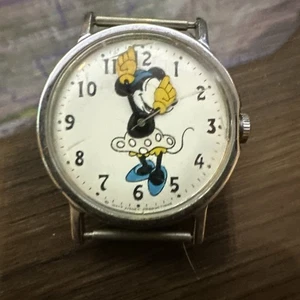Vintage Minnie Mouse wrist watch, runs, - Picture 1 of 5