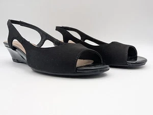 Shoes, Sandals, Woman's\Girls Ellen Tracy Size 6M Black Barely Worn - Picture 1 of 14