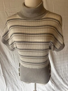 Rampage summer sweater, M, variated gray stripes, short sleeve with gold buttons - Picture 1 of 6