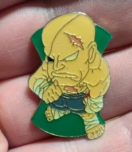 SagatStreet Fighter Metal Pin Badge Japanese Capcom Vintage Pin - Picture 1 of 1