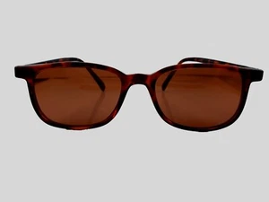 Gafas de sol y estuche con protección UV400 marrón y caparazón de tortuga marco de metal (D020) - Imagen 1 de 6
