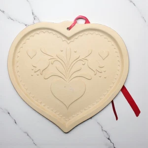 1986 Brown Bag Cookie Art Mold Hearts Flowers Stoneware Desserts Treats Kitchen - Picture 1 of 4