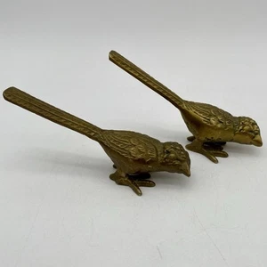 Pair Vtg Small Brass Bird Sparrow Animal Figurine Statue Sculpture Paperweight - Picture 1 of 9