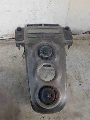 TOYOTA YARIS P1 Musik-Player mit GPS 861200D490 1.00 Petrol 51kw 2010 17467337 - Bild 1 von 3