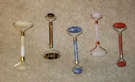 Rodillo de ojos de masaje facial piedra de ópalo de jade etc antienvejecimiento Foto 1 de 1