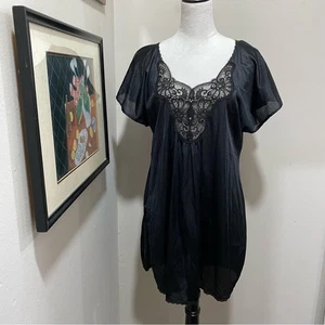 Schwarz Satin Spitzendetail Strass Akzente Nachthemd locker sitzend Intim - Bild 1 von 6