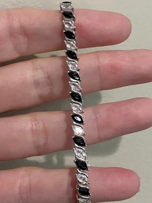 Stunning MQ Created White Sapphire & Black CZ 925 Silver Fancy Clasp Bracelet 7" - Image 1 of 4