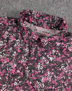 Camisa Polo Under Armour The Playoff Para Hombre Mediana Rosa Negra Salpicaduras AOP con Logo - Imagen 1 de 10