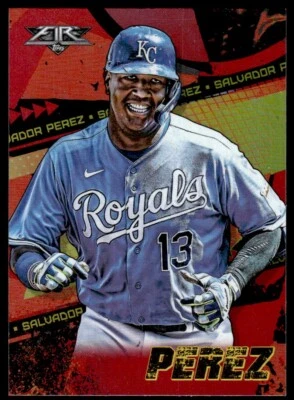 2021 TOPPS FIRE Salvador Perez Kansas City Royals #843 . - Image 1 of 2