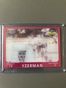 🏒 1997-98 Upper Deck Diamond Vision Steve Yzerman #4 Insert 🏒