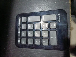 Microsoft 1558 Sculpt Ergonomic Number Key Pad Bluetooth Keypad - No Dongle - Picture 1 of 3