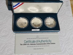 Dólares de plata conmemorativos de veteranos de Estados Unidos 1994 (juego de prueba de tres monedas con C.O.A) - Imagen 1 de 4