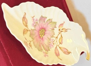 Vtg MINT 1950’s Old Nuremberg BAVARIA GERMANY LEAF SHAPED CANDY NUT/DISH - Picture 1 of 6