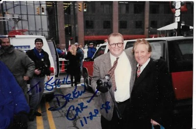 Drew Carey signed photo, Drew Carey Show, The Price is Right 6 x4 inches - Image 1 of 3