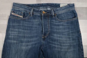 Jeans Diesel KORRIK Para Hombre Cómodos Rectos Azul W34 L32 Lavado 0074G - Imagen 1 de 14