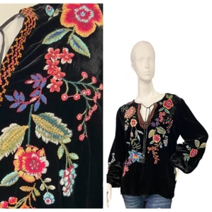 Johnny Was ARDELL Embroidered Black Velvet Boho Relaxed Blouse Top $365 Size S - Picture 1 of 12