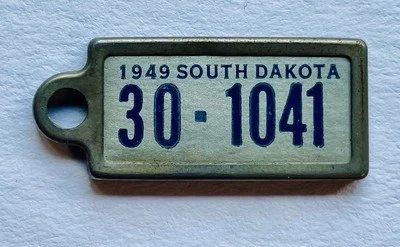 South Dakota 1949 DAV Disabled American Veterans License Plate Tag Key Chain. - Image 1 of 2