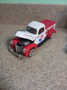 Golden Wheel 1940 Ford Pickup Pepsi Soda Truck Diecast 1:24 - Picture 1 of 5