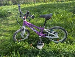 Woom 2 Kinderfahrrad in Lila 14 Zoll inkl.original Woom Sattel und Klingel - Bild 1 von 9