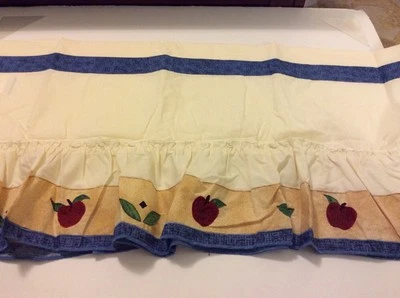 Apple Applique Designables Kitchen Valance 60x15 Blue Red Green Ivory Vanilla NW - Image 1 of 4