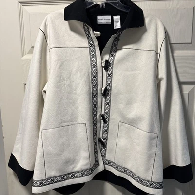 Alfred Dunner White Black Alpine Pattern Fleece Toggle Closure Jacket Size 18p - Image 1 of 4