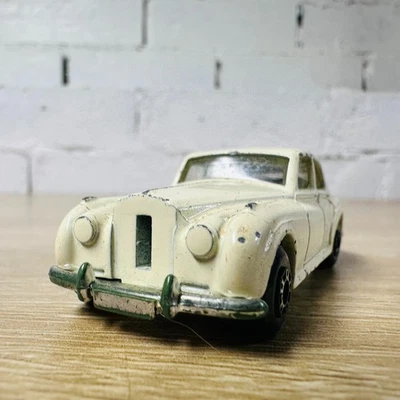 Rolls Royce Silver Cloud 1985 White Cream MB160 1986 - Image 1 of 4