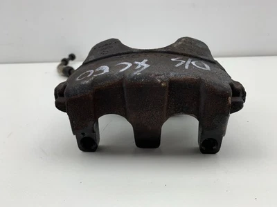 VOLVO XC60 MK1 FL 2.0 D4 FRONT DRIVER RIGHT SIDE BRAKE CALIPER 2013-2017 - Image 1 of 4