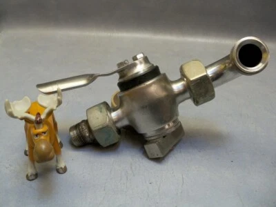 1" sanitary plug valve C.B. Stainless Steel w/lightweight handle - Image 1 of 4