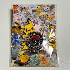 Pokemon Center Pikachu & Mew Tokyo DX Limited Logo Pins Japan Neu - Bild 1 von 1