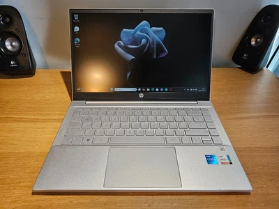 14" HP Pavilion 14-dv2504sa Core i5-1235U 16GB 512GB Touch Windows 11 Laptop - Image 1 of 4