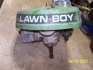Vintage Lawn Boy Mower Deluxe D - Engine With Shroud For Rebuild - Picture 1 of 4