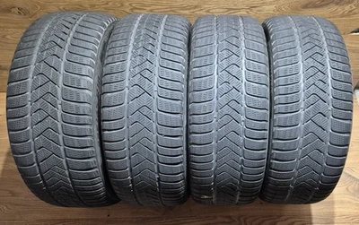 4x WINTERREIFEN 225/45 R18 95H Pirelli Sottozero 3 * RSC RFT DOT 3020 - Bild 1 von 4