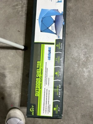 Refugio exterior Quest Foto 1 de 3