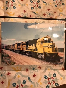EISENBAHN ZUG FOTO SANTA FE 3825 - Bild 1 von 5