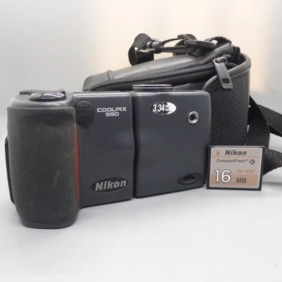 Nikon Digital Camera Coolpix 950 3.3MP Black Retro Vintage Tested - Image 1 of 4
