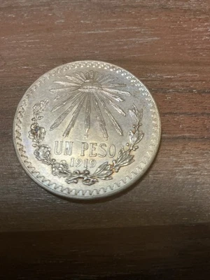 1919 Mexico Silver 1 Un Peso, Cap and Rays, Better Date,  KM #454 High Grade - Image 1 of 4