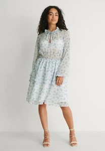 NA-KD recyceltes Kleid mit hohem Rüschenausschnitt. Neu mit Etikett.  - Bild 1 von 2