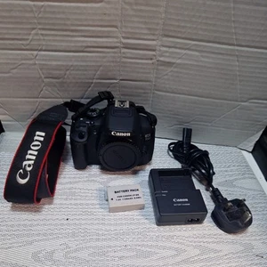 Canon EOS 700D Digital SLR Camera (Body, Strap, Battery + Charger) fully working - Picture 1 of 8
